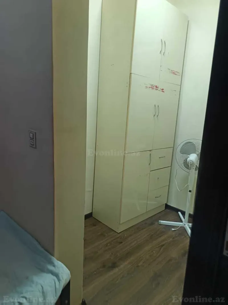 Kirayə verilir 2 otaqlı Mənzil Köhnə tikili 30 m² 4-cü mikrorayon - şəkil 3