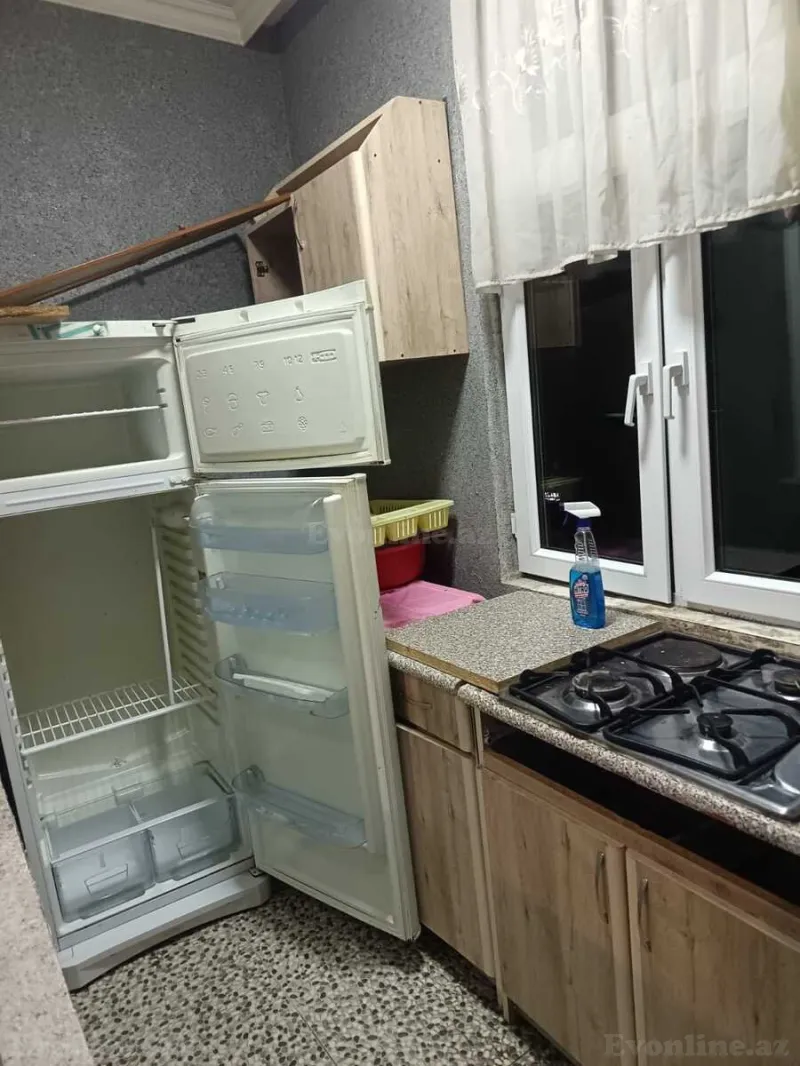 Kirayə verilir 2 otaqlı Mənzil Köhnə tikili 30 m² 4-cü mikrorayon - şəkil 4