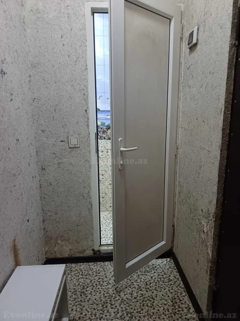 Kirayə verilir 2 otaqlı Mənzil Köhnə tikili 30 m² 4-cü mikrorayon - şəkil 8