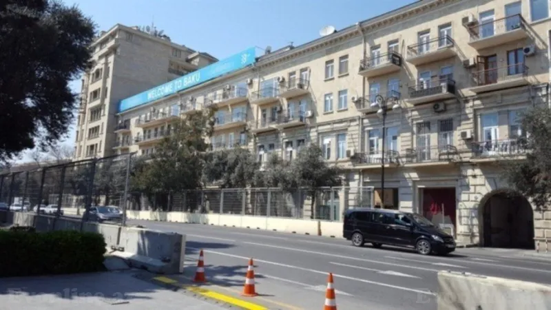 Kirayə verilir 2 otaqlı Mənzil Köhnə tikili 85 m² Sahil m. - şəkil 2