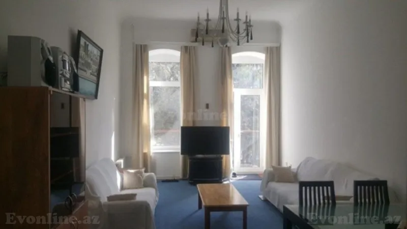 Kirayə verilir 2 otaqlı Mənzil Köhnə tikili 85 m² Sahil m. - şəkil 6