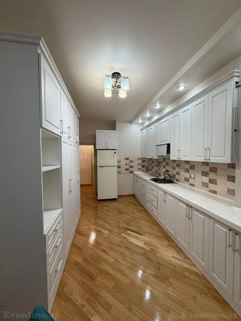 Kirayə verilir 3 otaqlı Mənzil Yeni tikili 120 m² Nizami m. - şəkil 4