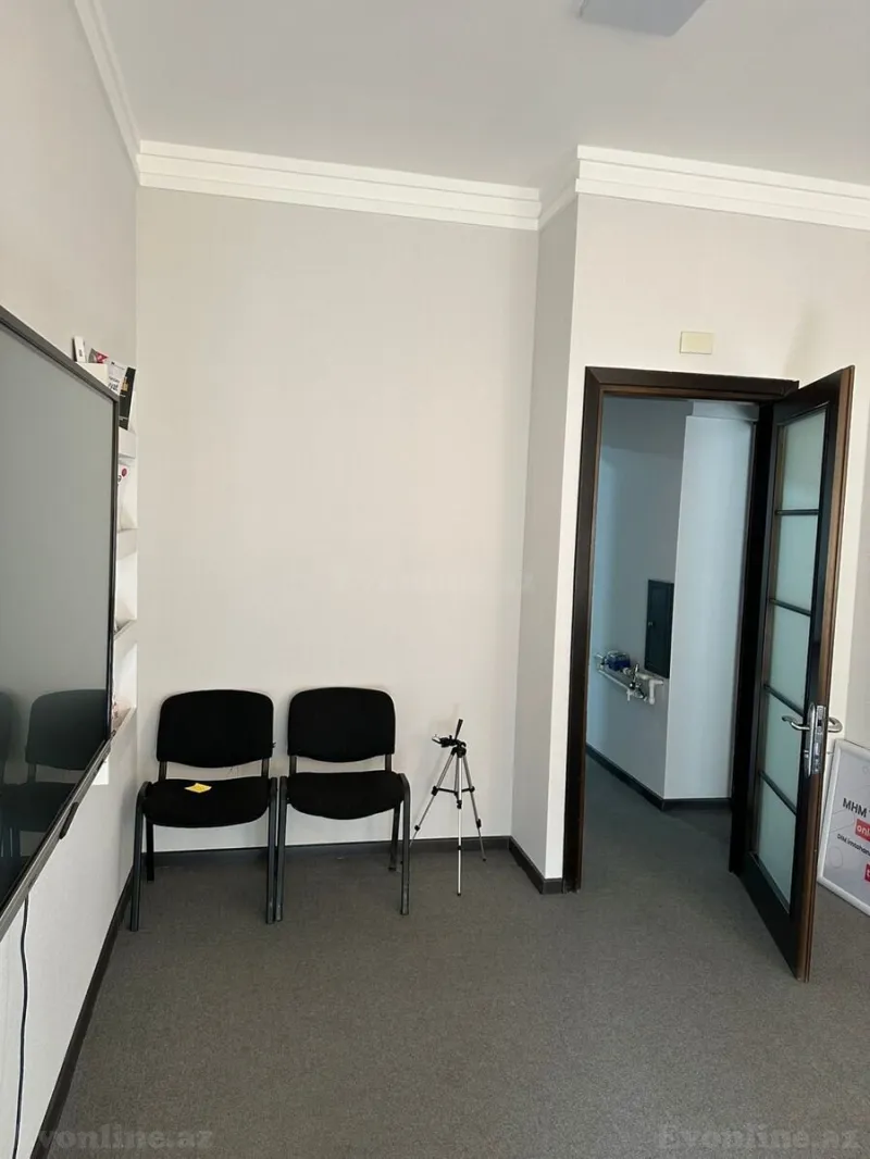 Kirayə verilir Ofis 220 m² Elmlər Akademiyası m. - şəkil 13