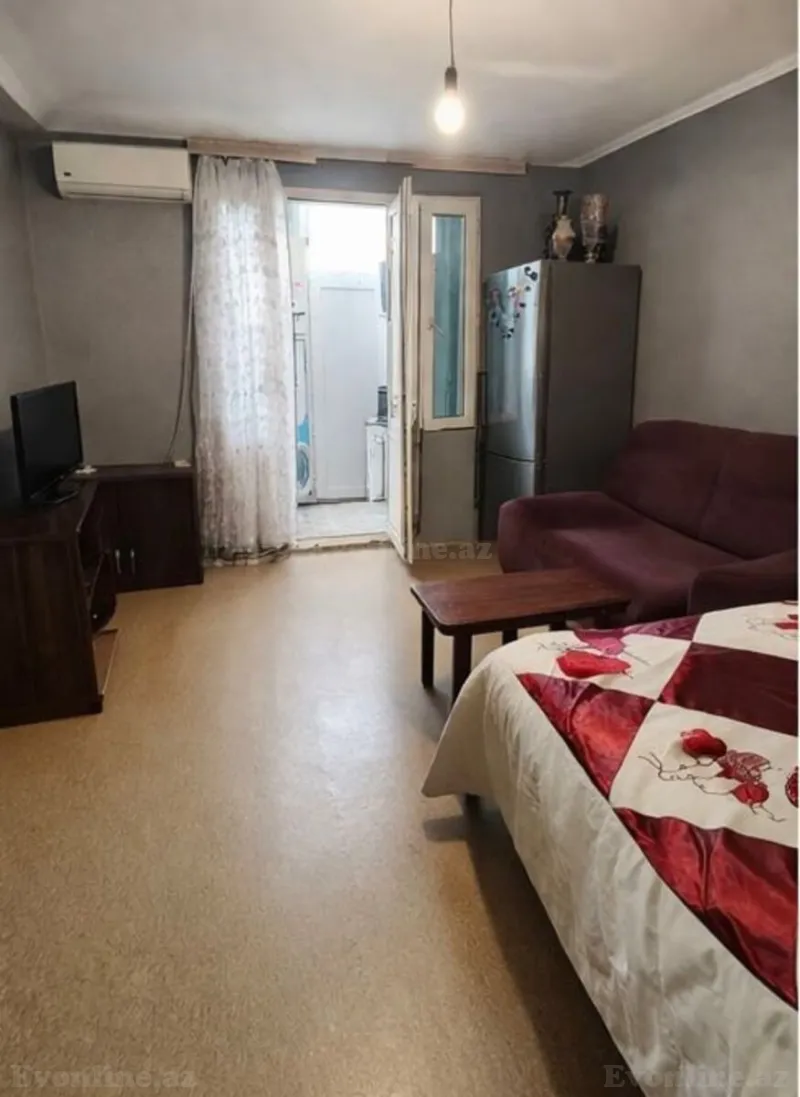 Kirayə verilir 1 otaqlı Mənzil Köhnə tikili 39 m² Qara Qarayev m.