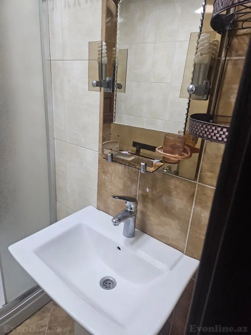 Kirayə verilir 2 otaqlı Mənzil Yeni tikili 70 m² Həzi Aslanov m. - şəkil 21