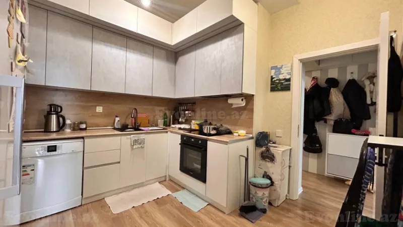 Satılır 2 otaqlı Mənzil Yeni tikili 75 m² 28 May m. - şəkil 5