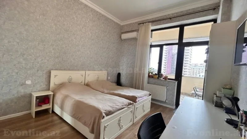 Satılır 2 otaqlı Mənzil Yeni tikili 75 m² 28 May m. - şəkil 14