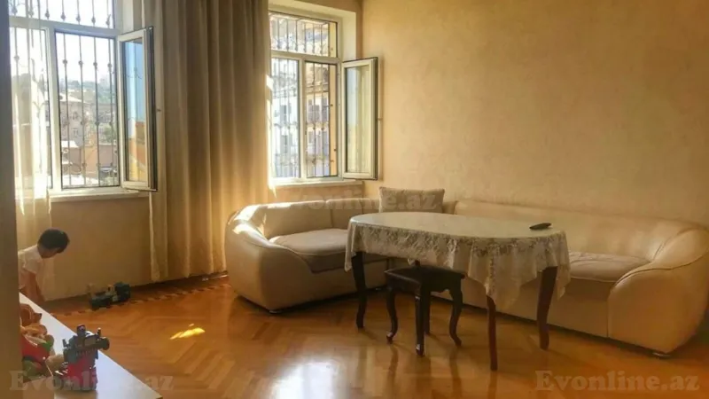 Satılır 3 otaqlı Mənzil Köhnə tikili 88 m² İçərişəhər m. - şəkil 5