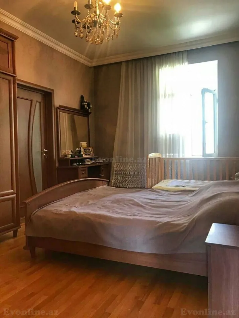 Satılır 3 otaqlı Mənzil Köhnə tikili 88 m² İçərişəhər m. - şəkil 7