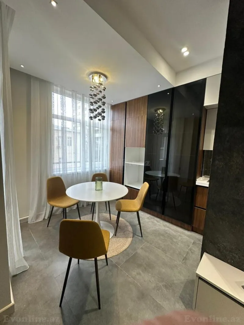 Satılır 3 otaqlı Mənzil Yeni tikili 74 m² Qara Qarayev m.