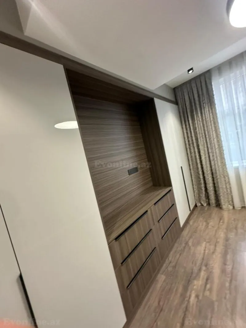 Satılır 3 otaqlı Mənzil Yeni tikili 74 m² Qara Qarayev m. - şəkil 5
