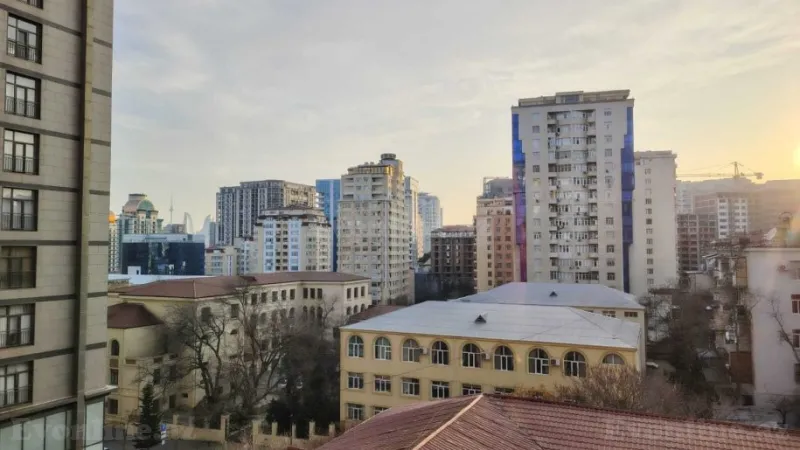 Kirayə verilir 1 otaqlı Mənzil Yeni tikili 37 m² 28 May m. - şəkil 2