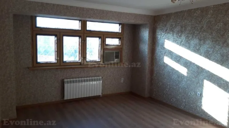 Satılır 2 otaqlı Mənzil Köhnə tikili 85 m² Elmlər Akademiyası m.