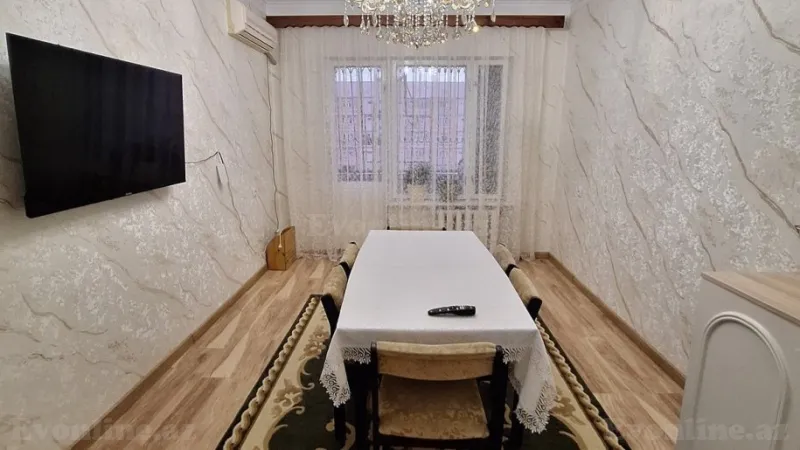 Satılır 4 otaqlı Mənzil Köhnə tikili 80 m² 8-ci kilometr