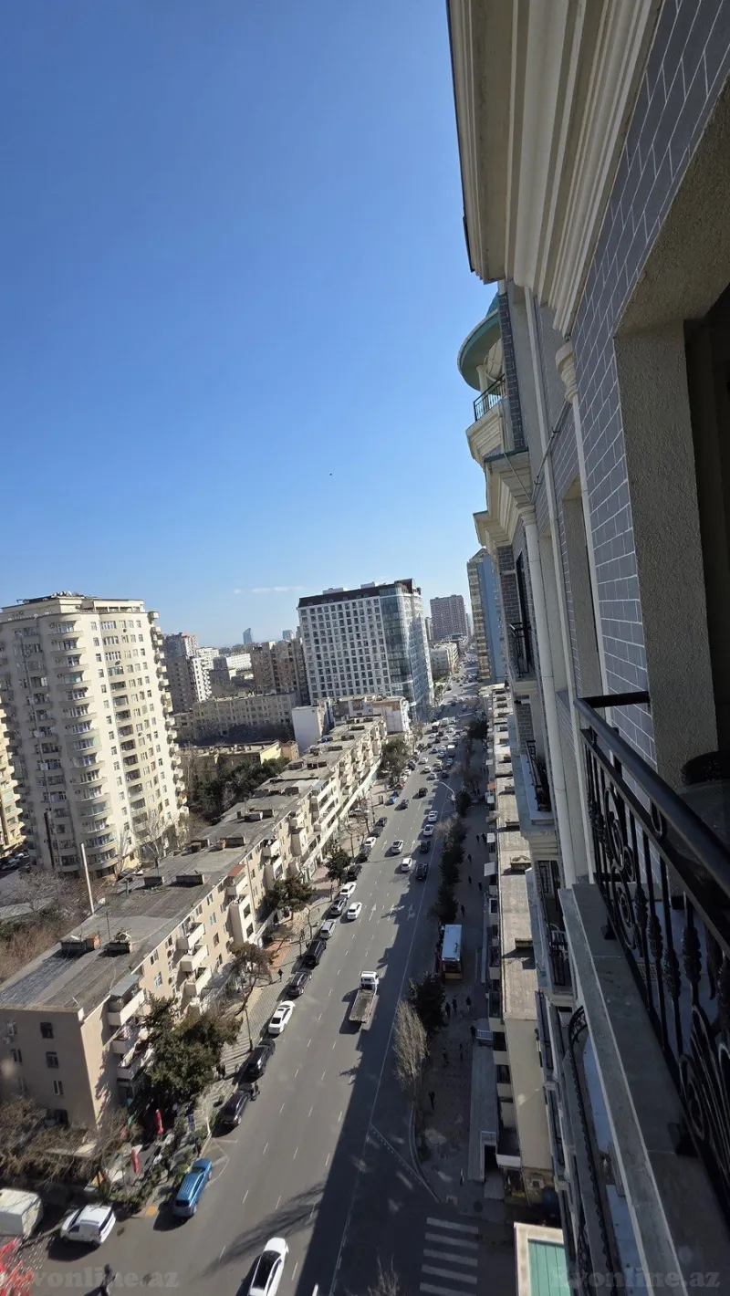 Satılır 3 otaqlı Mənzil Yeni tikili 145 m² 28 May m. - şəkil 2