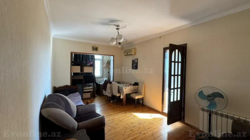 Satılır 2 otaqlı Mənzil Köhnə tikili 65 m² Xətai r. - şəkil 2