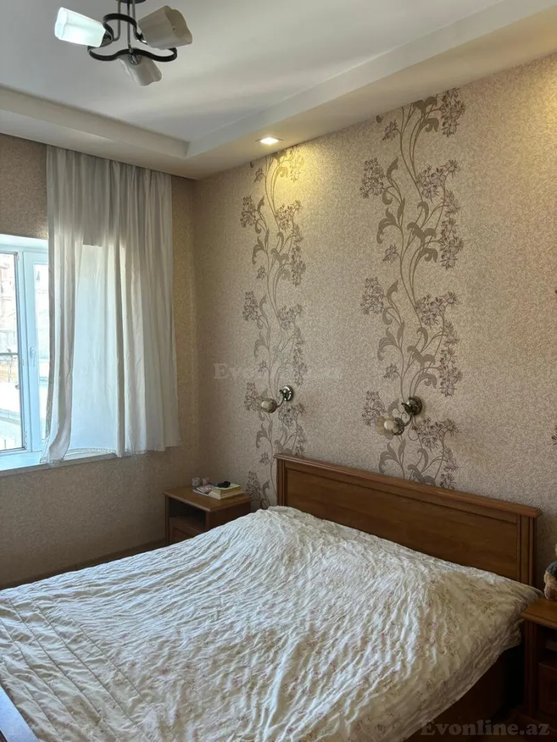 Kirayə verilir 3 otaqlı Mənzil Köhnə tikili 80 m² Sahil m. - şəkil 7