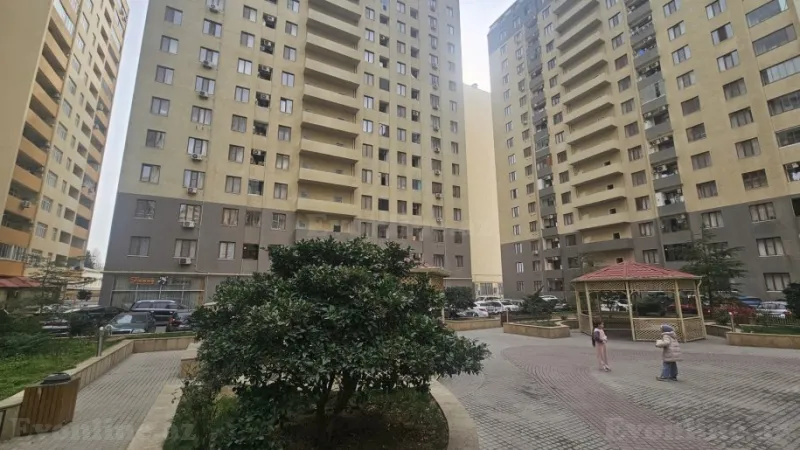 Satılır 3 otaqlı Mənzil Yeni tikili 62 m² 8-ci kilometr