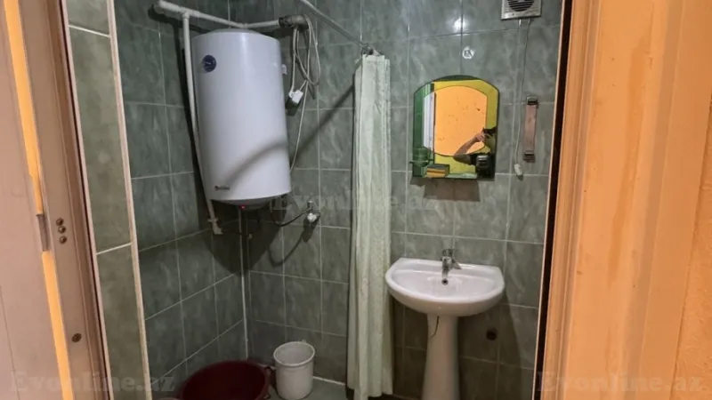 Satılır 3 otaqlı Mənzil Köhnə tikili 75 m² Gəncə - şəkil 4