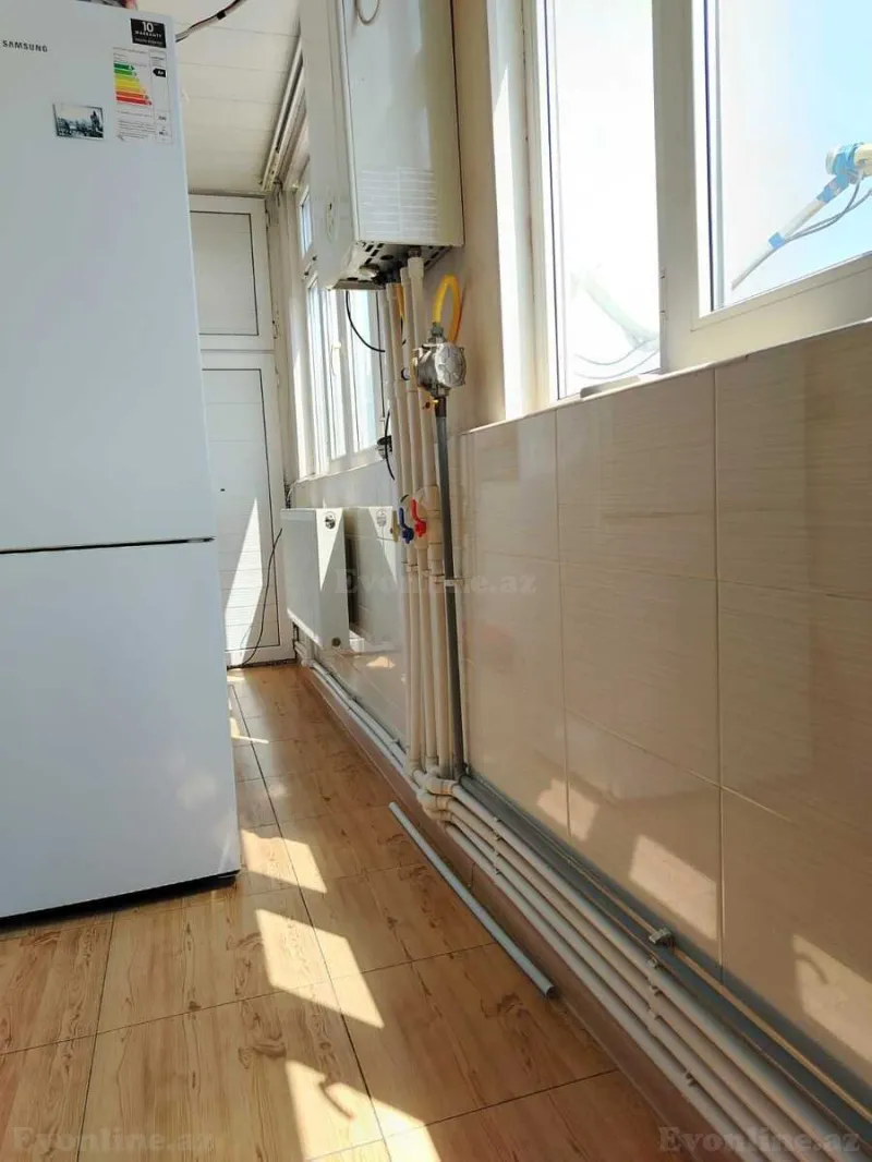 Satılır 4 otaqlı Mənzil Köhnə tikili 95 m² Sumqayıt - şəkil 4