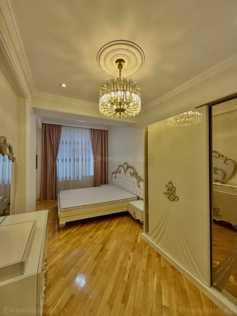 Satılır 4 otaqlı Mənzil Yeni tikili 150 m² Nəriman Nərimanov m. - şəkil 4