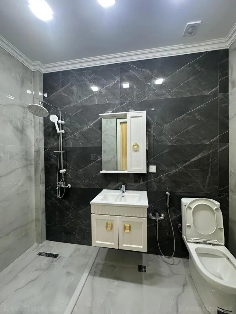 Satılır 3 otaqlı Mənzil Yeni tikili 110 m² 28 May m. - şəkil 8