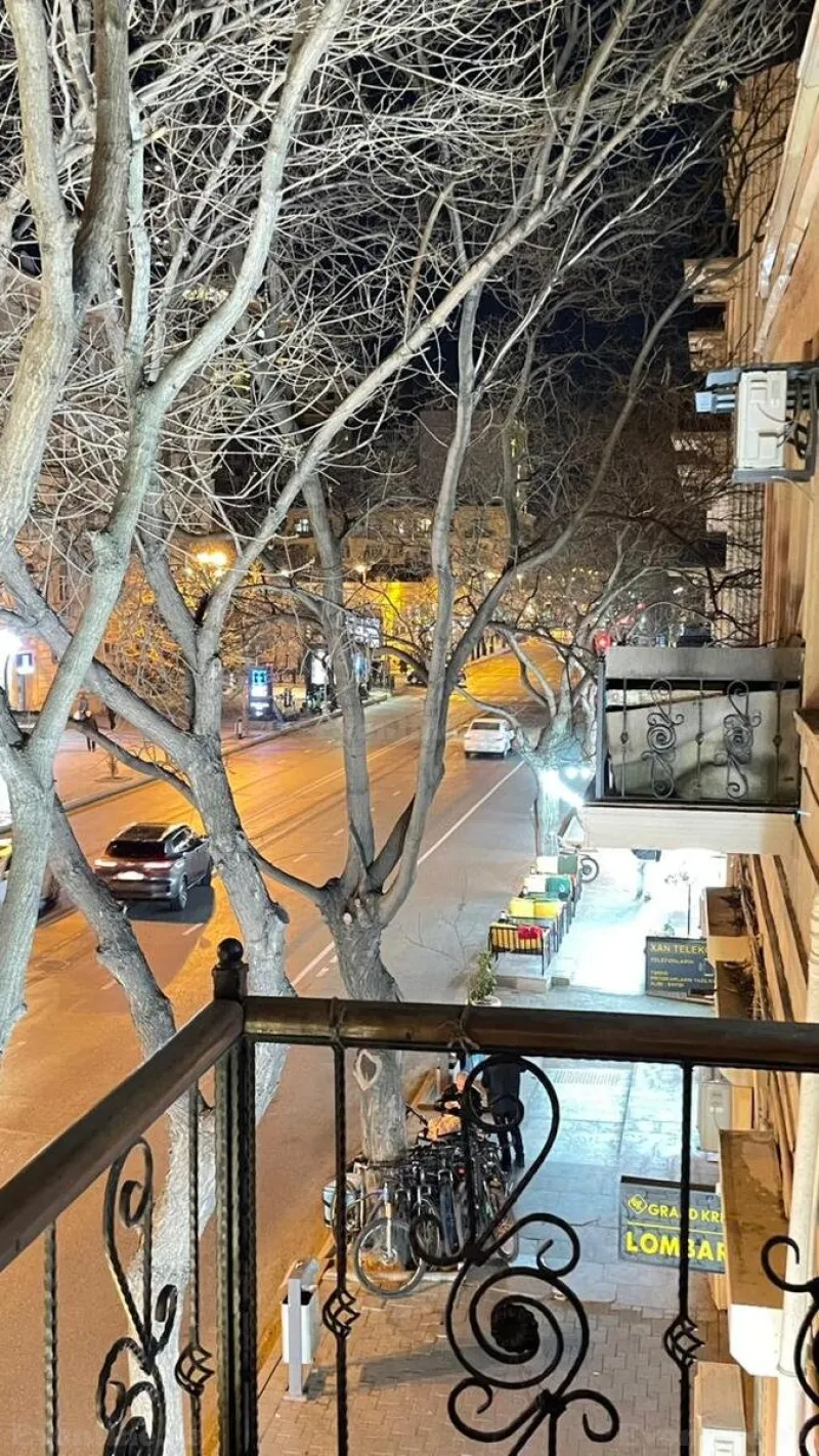 Kirayə verilir 2 otaqlı Mənzil Köhnə tikili 35 m² 28 May m. - şəkil 13