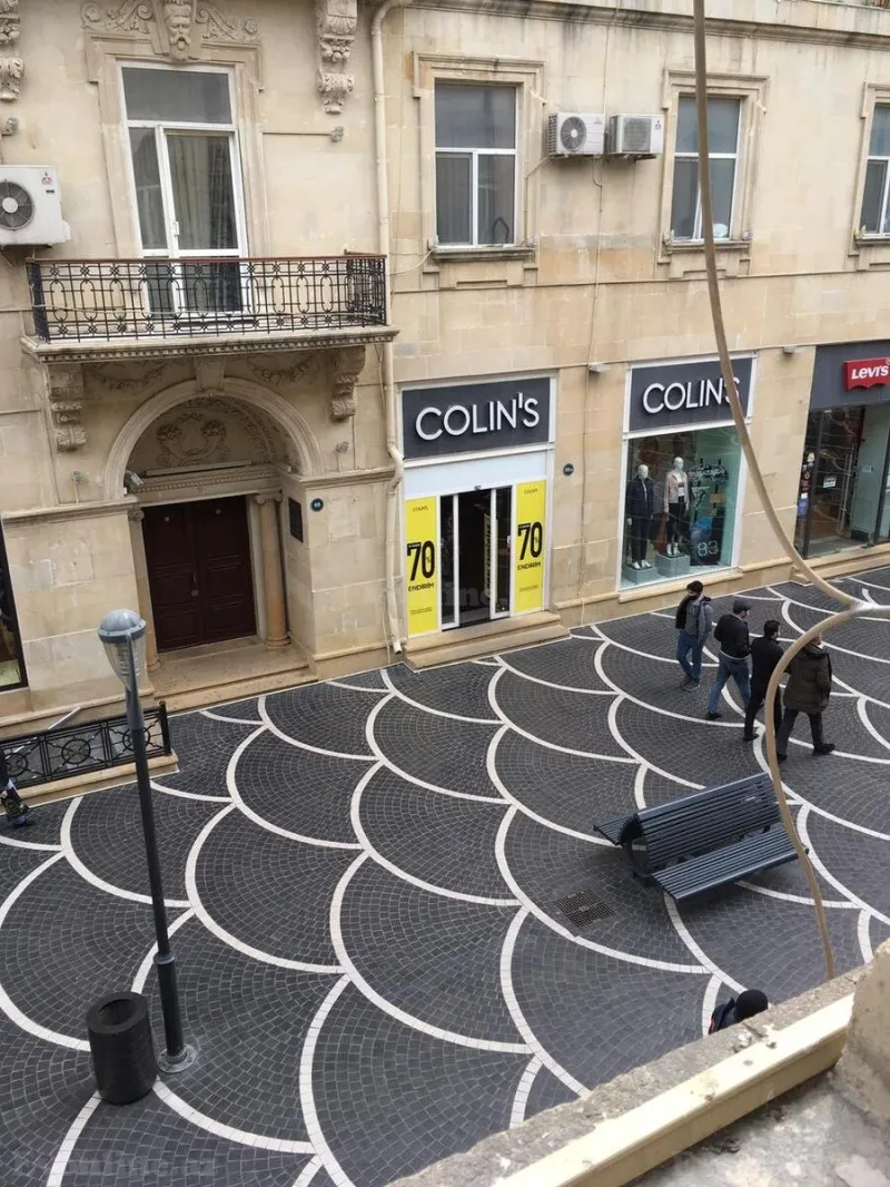 Kirayə verilir 2 otaqlı Mənzil Köhnə tikili 50 m² Sahil m. - şəkil 2