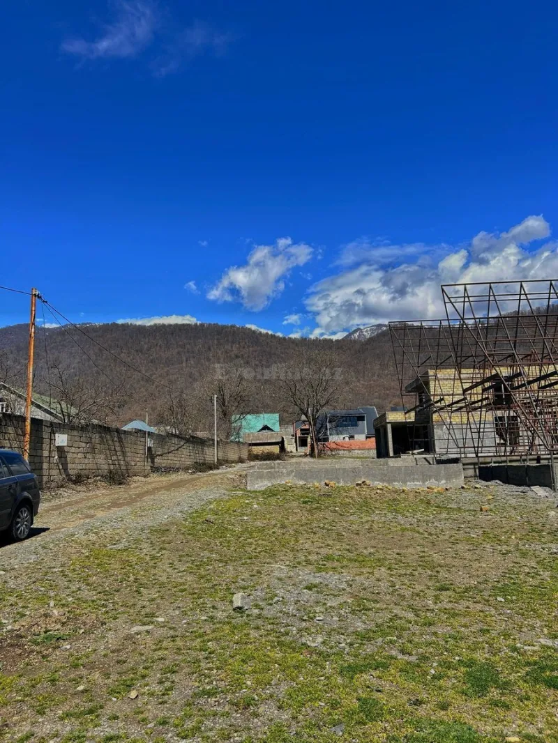 Torpaq Qəbələ Satılır