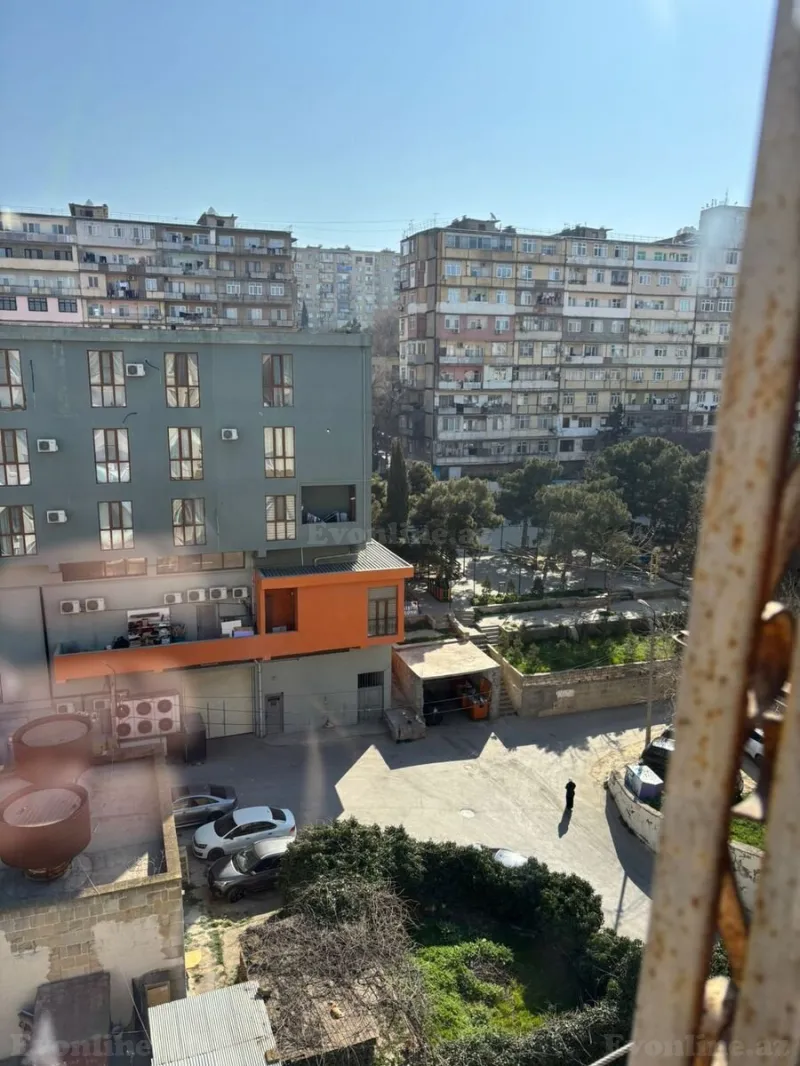 Satılır 3 otaqlı Mənzil Köhnə tikili 75 m² Həzi Aslanov m. - şəkil 16