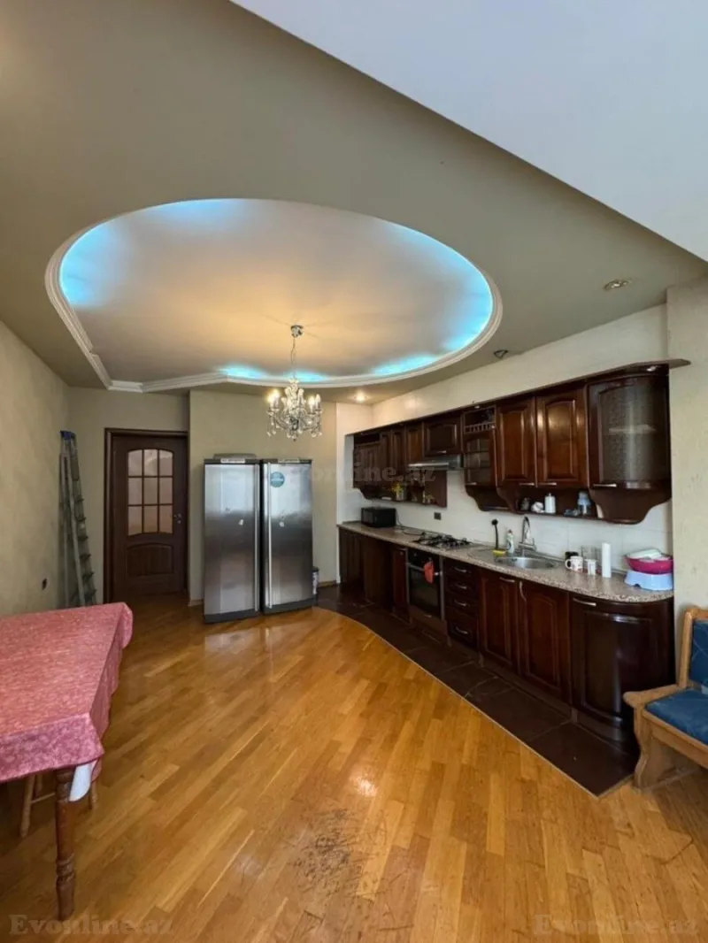 Satılır 3 otaqlı Mənzil Yeni tikili 180 m² Nəsimi r. - şəkil 5