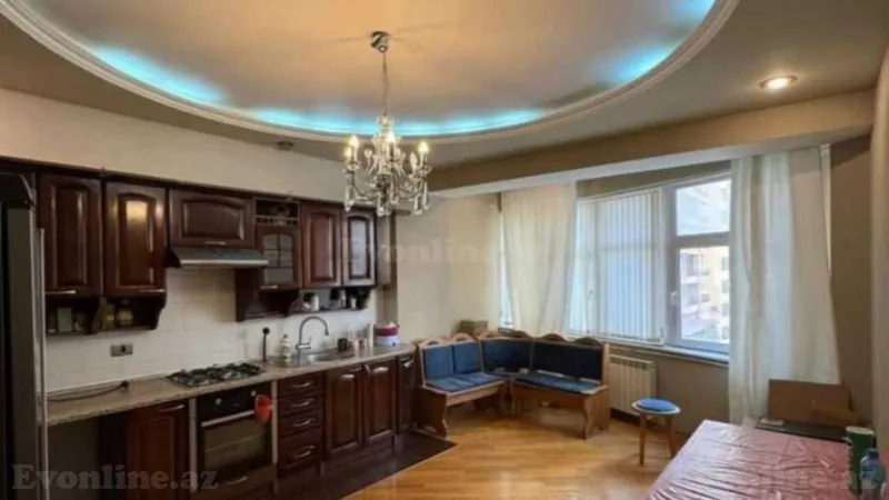 Satılır 3 otaqlı Mənzil Yeni tikili 180 m² Nəsimi r. - şəkil 6