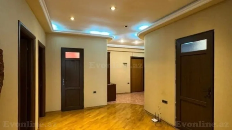 Satılır 3 otaqlı Mənzil Yeni tikili 180 m² Nəsimi r. - şəkil 7