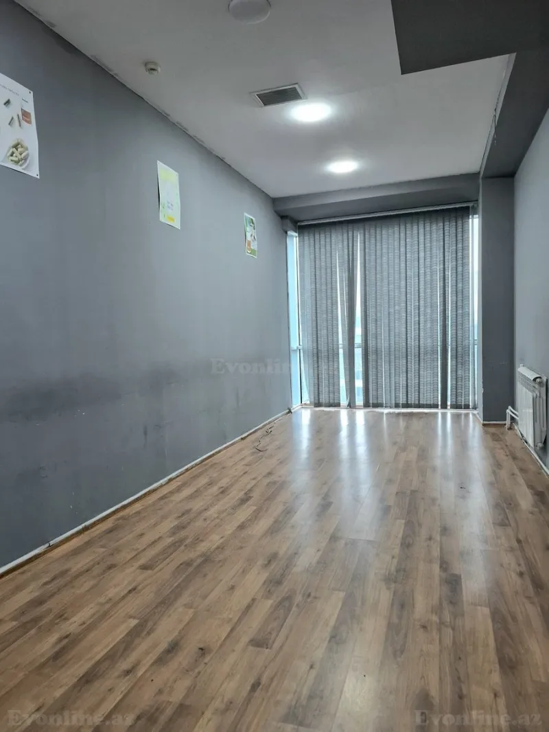 Kirayə verilir Ofis 400 m² 20 Yanvar m.