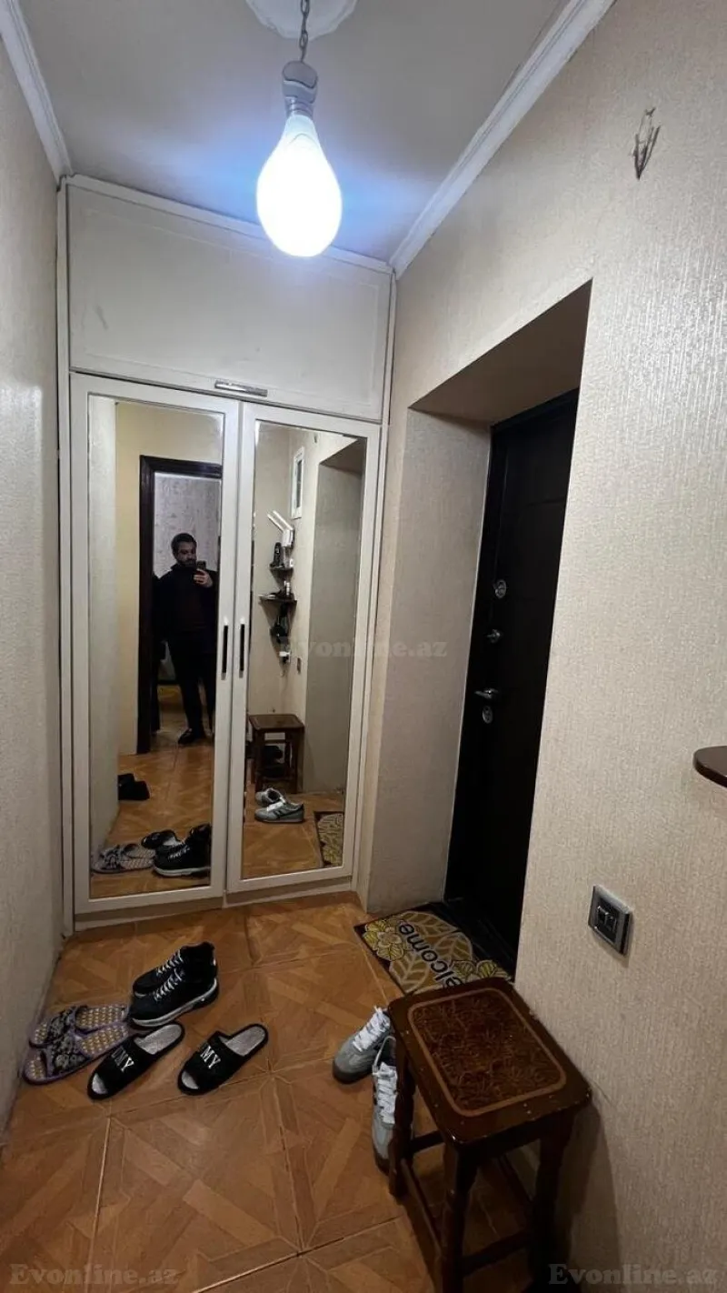 Satılır 2 otaqlı Mənzil Köhnə tikili 43 m² Neftçilər m. - şəkil 5