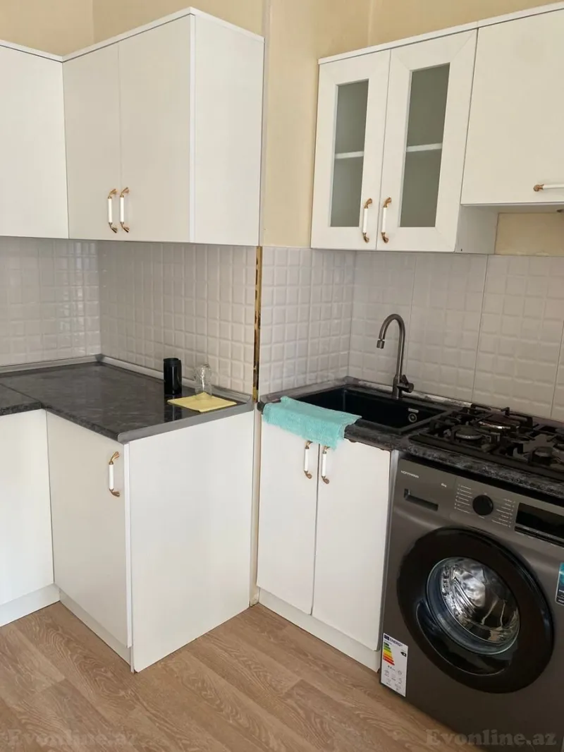 Kirayə verilir 1 otaqlı Mənzil Yeni tikili 50 m² 28 May m. - şəkil 12