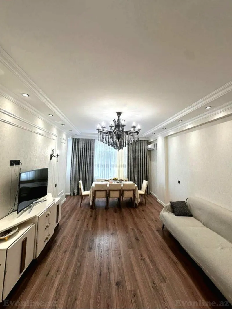 Satılır 3 otaqlı Mənzil Yeni tikili 135 m² 8-ci kilometr