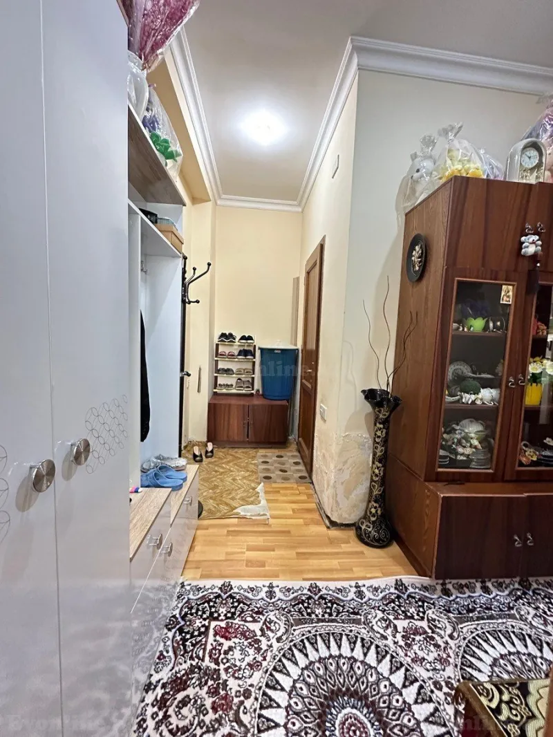 Satılır 2 otaqlı Mənzil Köhnə tikili 45 m² Massiv D - şəkil 4