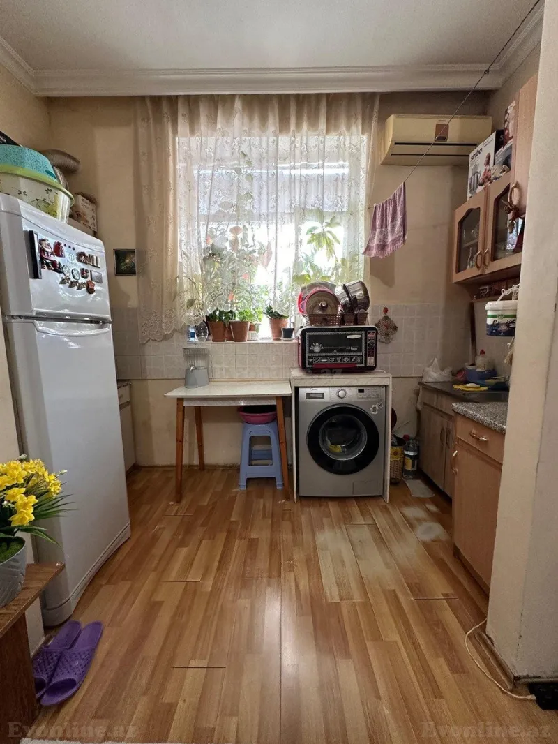 Satılır 2 otaqlı Mənzil Köhnə tikili 45 m² Massiv D - şəkil 5