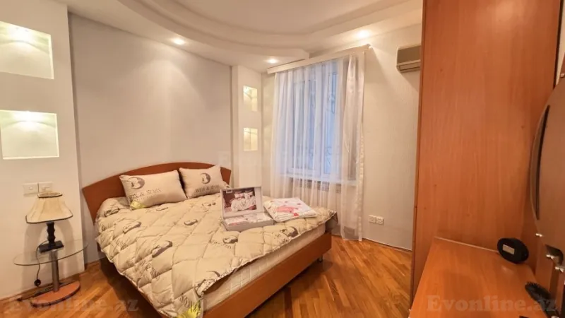 Kirayə verilir 3 otaqlı Mənzil Köhnə tikili 100 m² İçərişəhər m. - şəkil 6