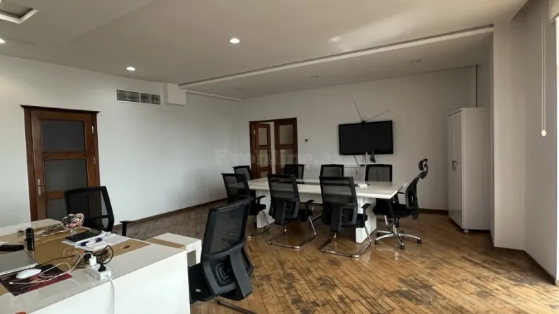 Satılır 8 otaqlı Mənzil Yeni tikili 330 m² Yasamal - şəkil 4