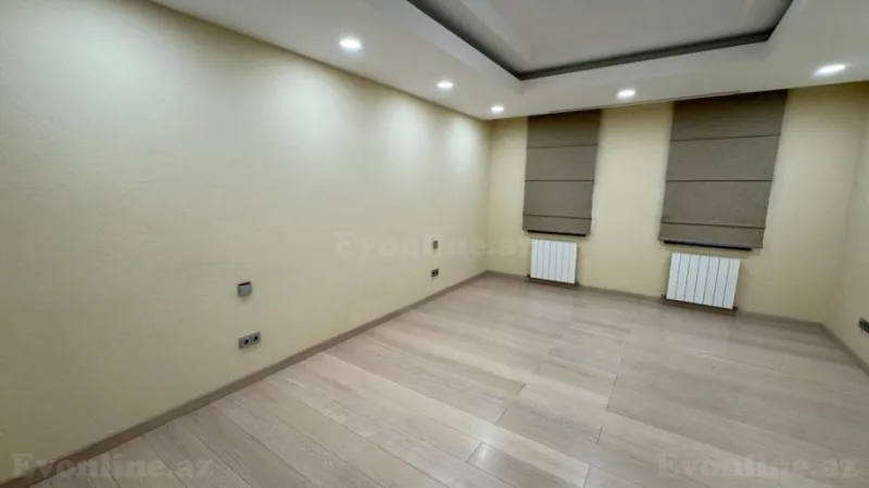 Kirayə verilir 4 otaqlı Mənzil Yeni tikili 365 m² İçərişəhər m. - şəkil 13