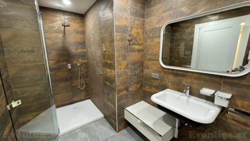 Kirayə verilir 4 otaqlı Mənzil Yeni tikili 365 m² İçərişəhər m. - şəkil 14