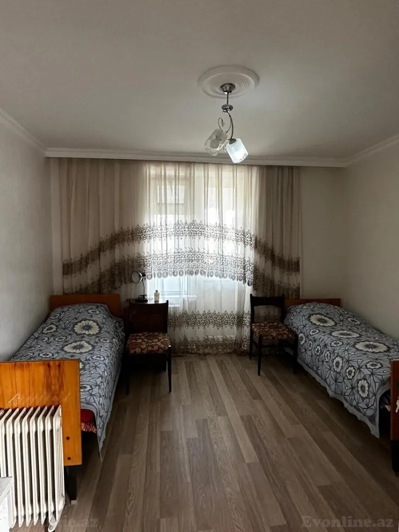 Satılır 1 otaqlı Mənzil Köhnə tikili 25 m² Elmlər Akademiyası m.