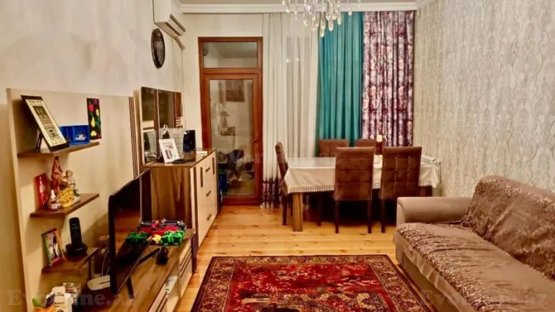 Kirayə verilir 2 otaqlı Mənzil Köhnə tikili 60 m² Elmlər Akademiyası m.