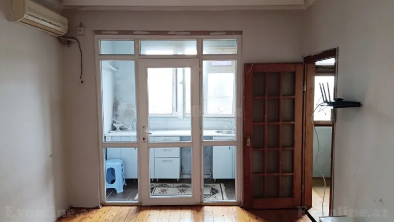 Kirayə verilir 3 otaqlı Mənzil Köhnə tikili 60 m² 20 Yanvar m.