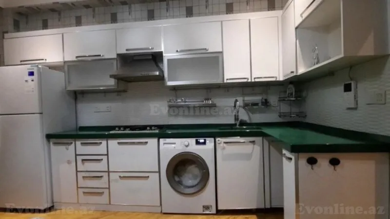 Kirayə verilir 2 otaqlı Mənzil Yeni tikili 90 m² Neftçilər m. - şəkil 5