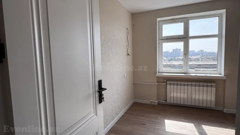 Satılır 3 otaqlı Mənzil Köhnə tikili 60 m² Sabunçu r. - şəkil 2