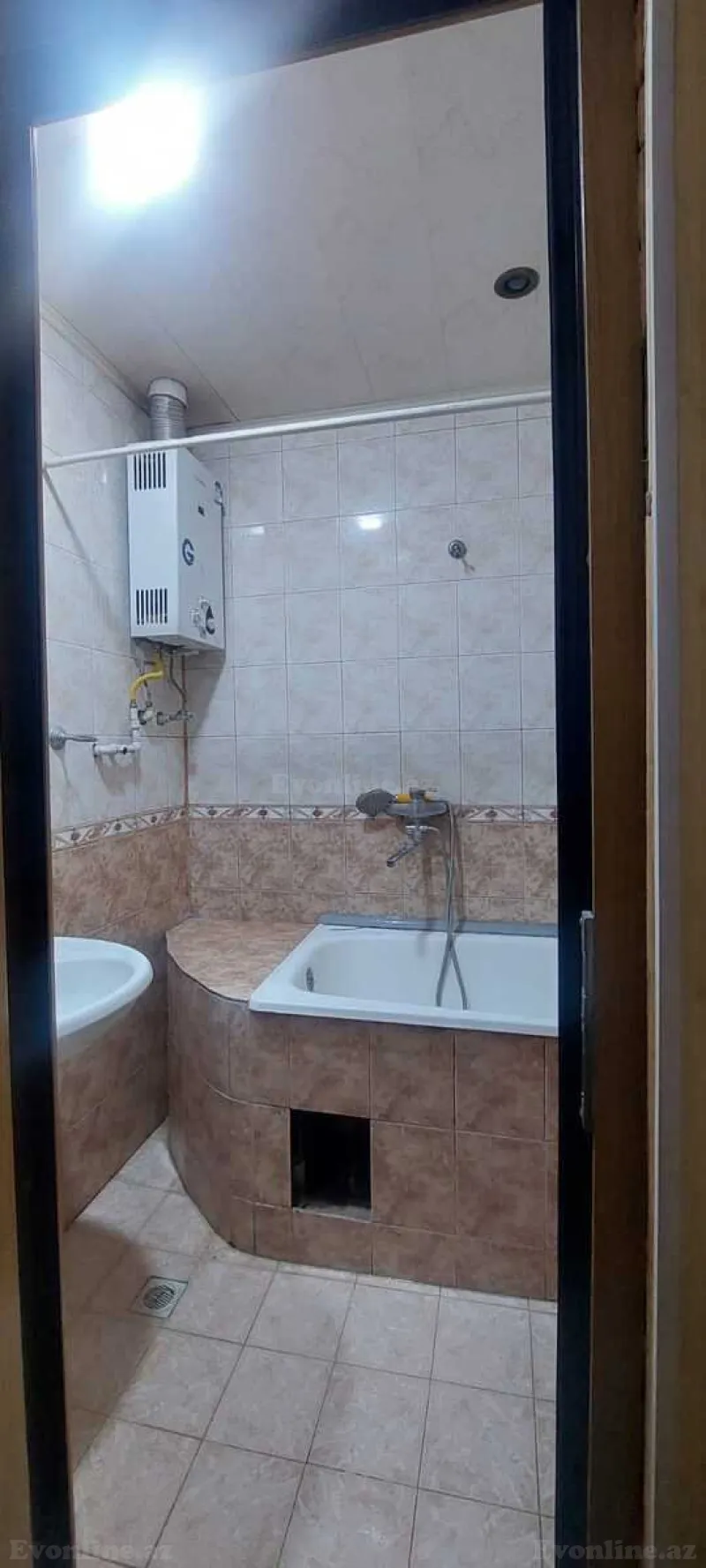 Satılır 3 otaqlı Mənzil Köhnə tikili 70 m² Sumqayıt - şəkil 9