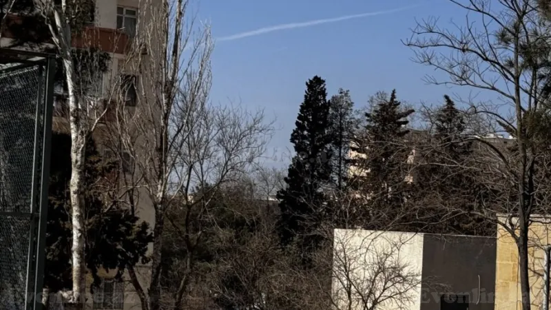 Satılır 2 otaqlı Mənzil Köhnə tikili 55 m² Massiv V - şəkil 5